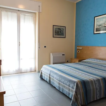 Parthenius Hotel *